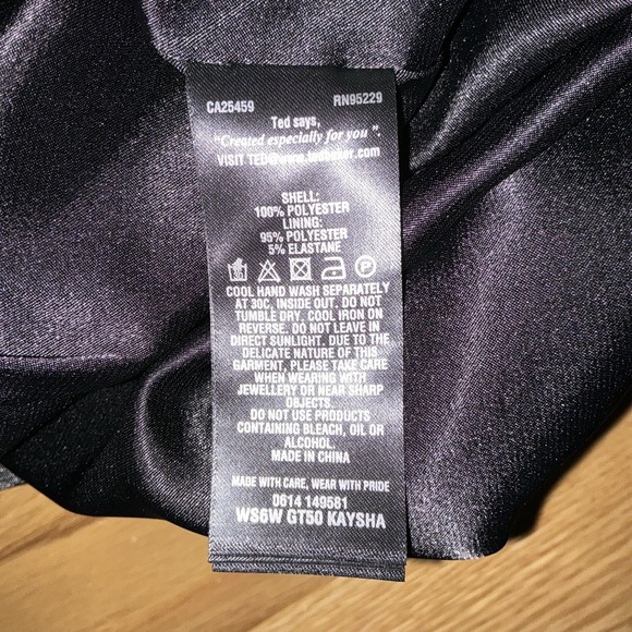 Ted Baker Romper Playsuit Kaysha Sz 2 Multi Cascading Floral Short Sleeves Black - Picture 12 of 12